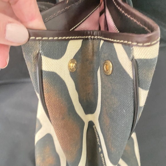 Dooney and Bourke Giraffe tote - Picture 8 of 14